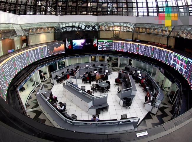 Bolsa Mexicana abre a la baja, continúan tensiones comerciales mundiales