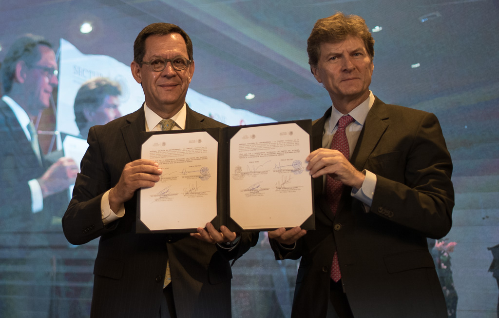 Suscriben SECTUR y STPS convenio para facilitar la vinculación laboral en el turismo