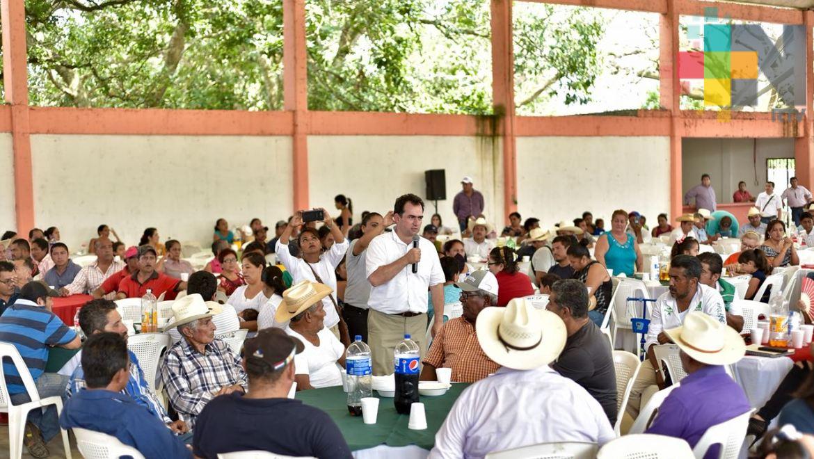 Vengo a reiterar mi compromiso con todo el sector primario de Veracruz: Pepe