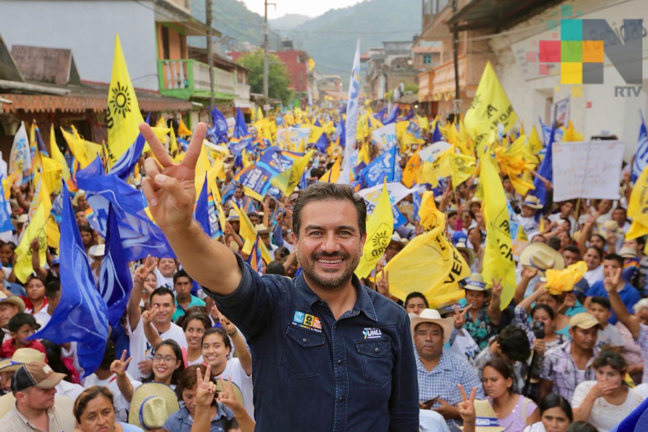 Miguel Ángel Yunes Márquez gana de manera contundente el debate de la XEU