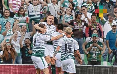 Santos vence 2-1 al Toluca en juego de ida de la final de Liga MX