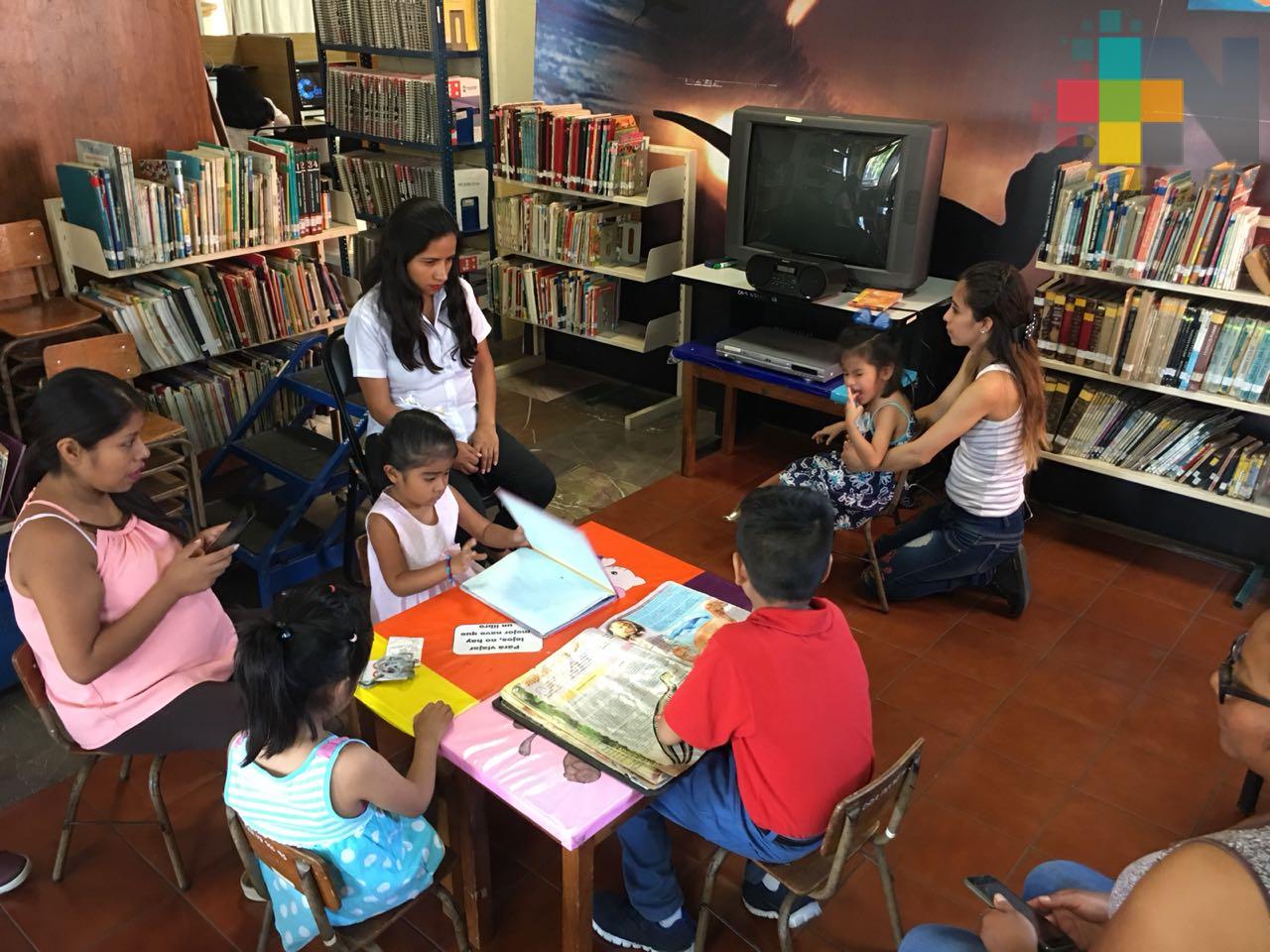 Niños y adolescentes con discapacidad participan de la lectura en biblioteca de Córdoba