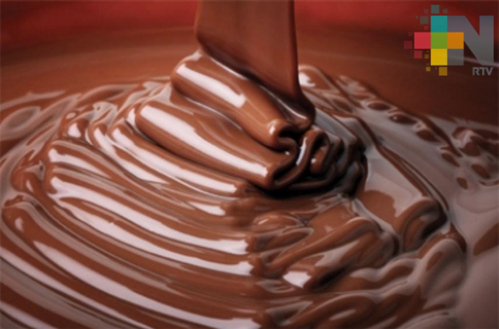 Chocolate amargo mejora la vista a corto plazo