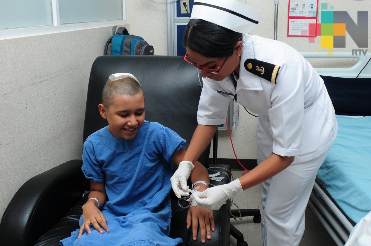 Médicos navales operan con éxito a menor herido durante el sismo