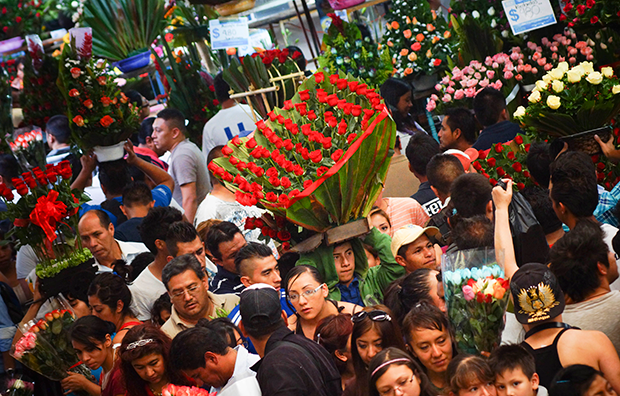 México festeja a las «reinas del hogar» este 10 de Mayo