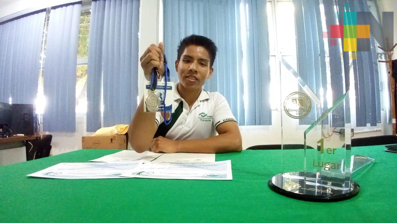 Alumno del Conalep de Coatzacoalcos representará a Veracruz en competencia de matemáticas