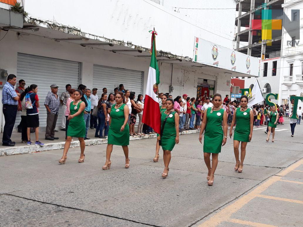 En total calma y con seguridad se realizaron desfiles en el estado de Veracruz