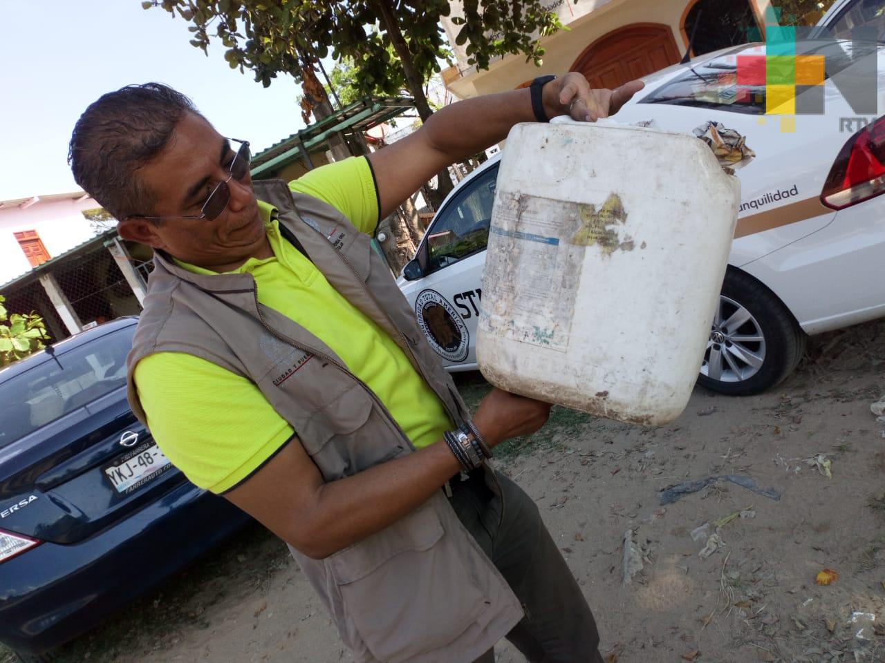 Fuerte olor a químico alertó a vecinos y movilizó a elementos de PC, en Coatzacoalcos