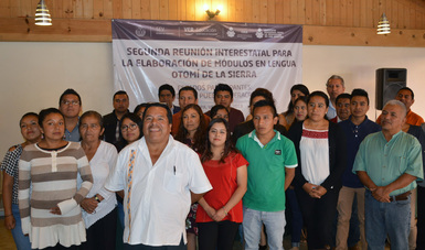 Desarrolla INEA material para comunidad indígena nyuhu