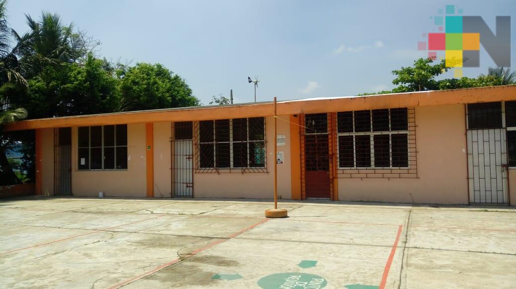 Telebachilleratos de Tuxpan reanudan actividades en línea