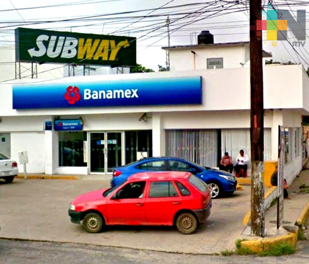 Detienen a dos sujetos que intentaron asaltar un banco en Coatzacoalcos
