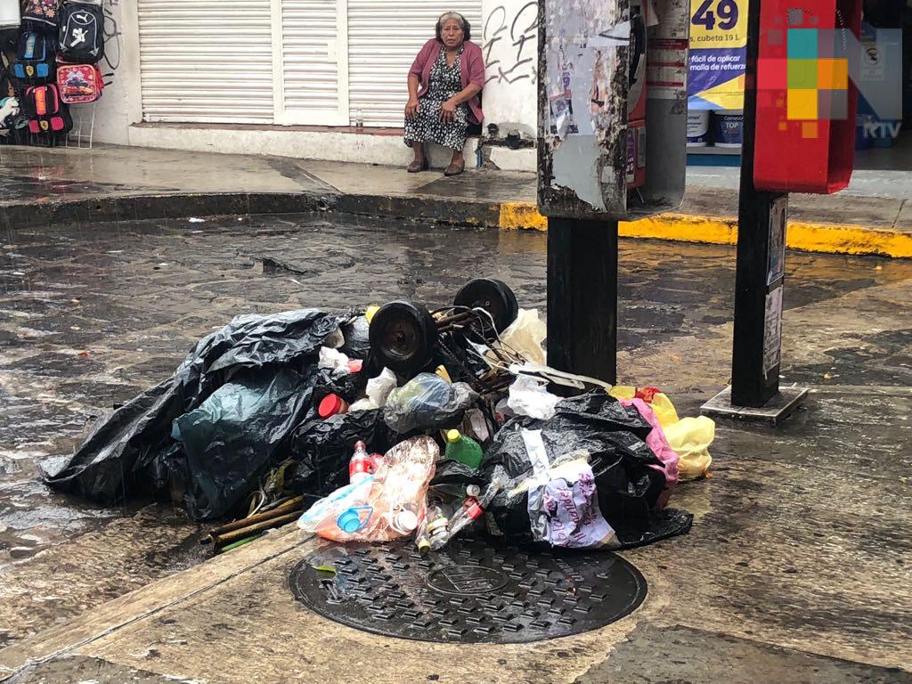 Acumulamiento de basura en Xalapa se debe al mal estado de camiones recolectores