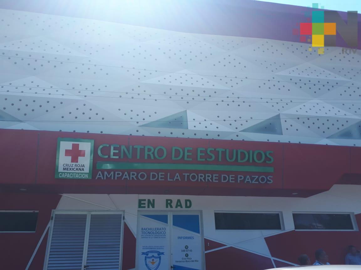 Centro de estudios ofrece estudios de bachillerato técnico en enfermería general, en Veracruz