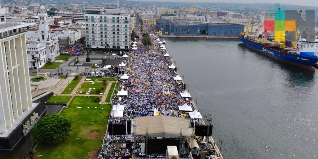 Logra Miguel Ángel Yunes Márquez el cierre más grande de la historia del estado; reúne más de 80 mil personas en la Macroplaza de Veracruz