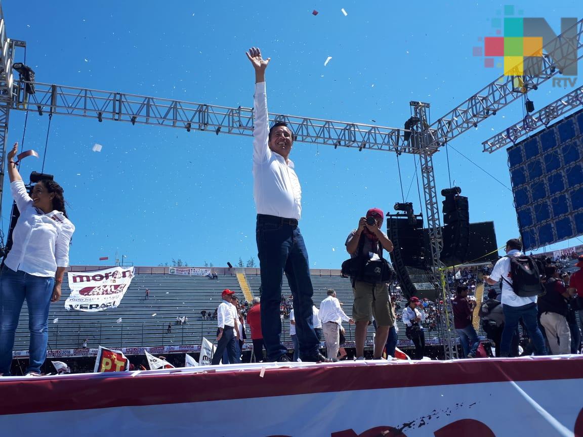 Transformar a México y acabar con la corrupción, propone Cuitláhuac García en su cierre de campaña