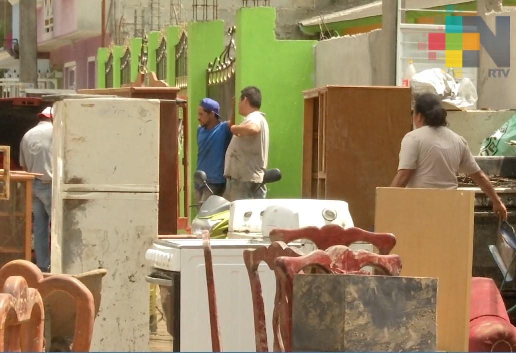 Más de 100 viviendas afectadas por desborde de río en Jilotepec