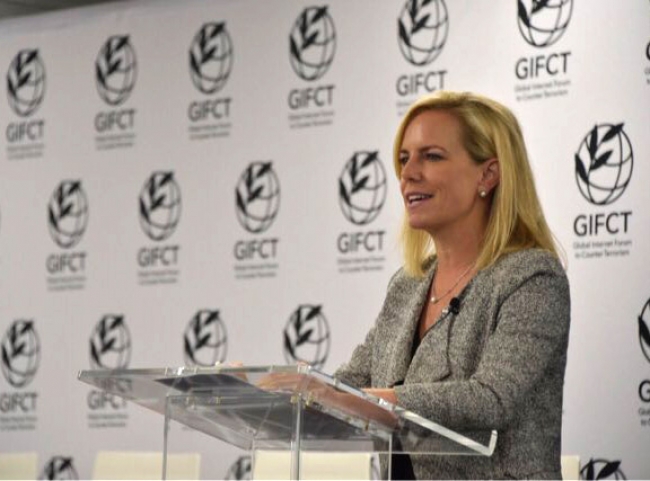 EUA defiende separación de niños de sus padres indocumentados