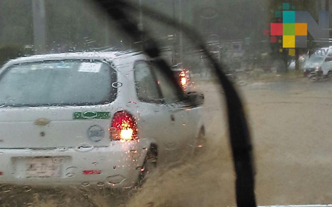 Continuarán condiciones de lluvias y tormentas en la entidad veracruzana