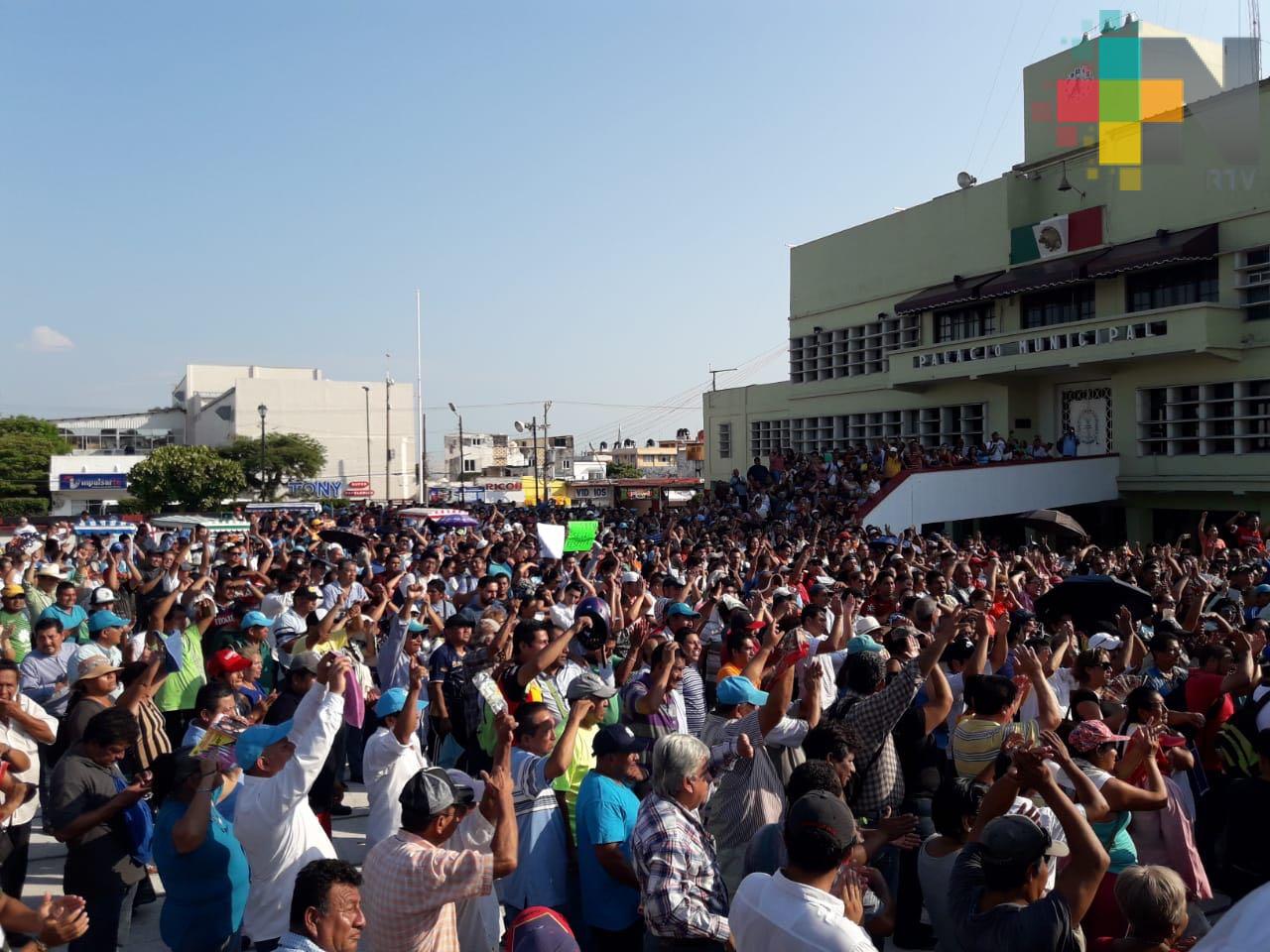 Trabajadores vuelven a protestar contra el Ayuntamiento de Coatzacoalcos