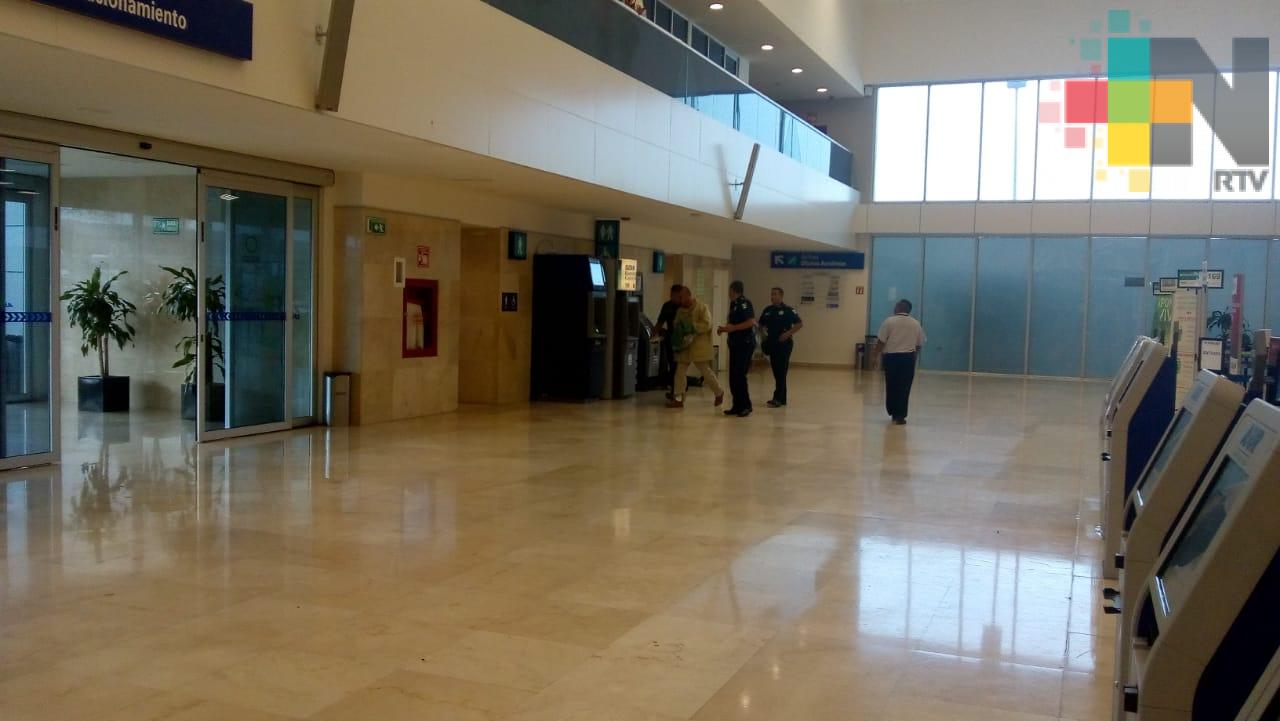 Operativo de seguridad por traslado de reos en el aeropuerto de Veracruz