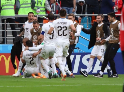 Uruguay va por su boleto a octavos de final ante Arabia Saudita