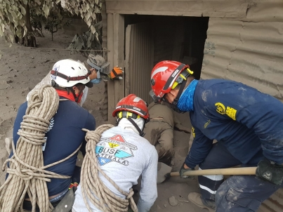 Suspenden labores de rescate en Guatemala por clima adverso