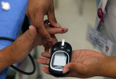 ¿Cuáles son los síntomas de la hipoglucemia?