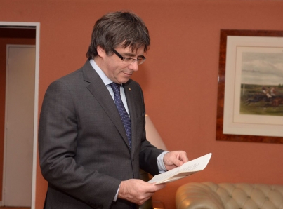 Juez da sólo dos días a independentistas catalanes para pagar fianza