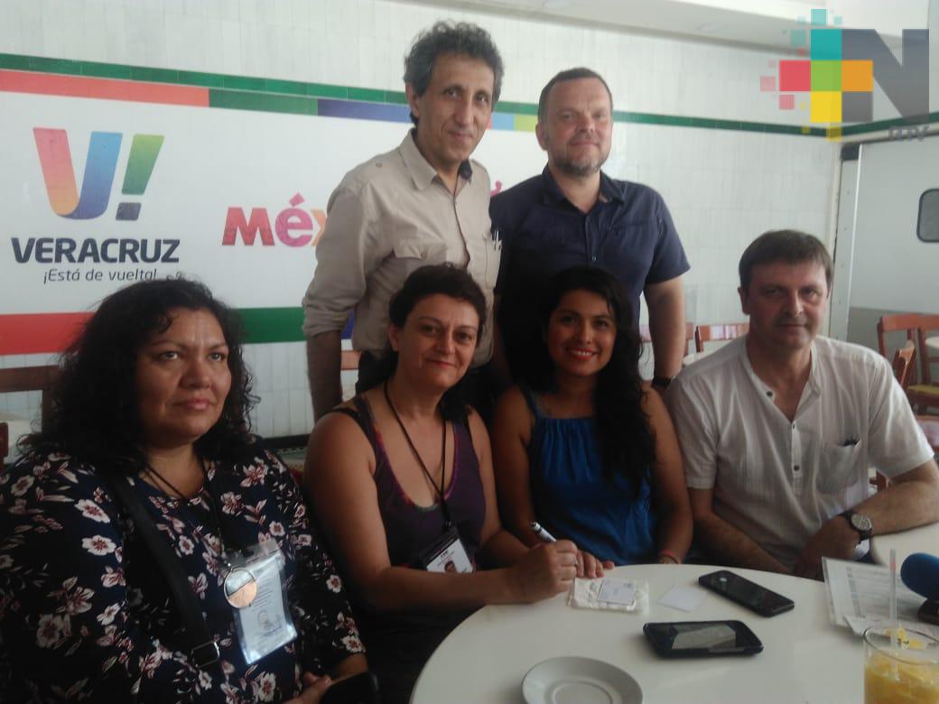 Observadores electorales extranjeros reconocen civismo y democracia de los mexicanos
