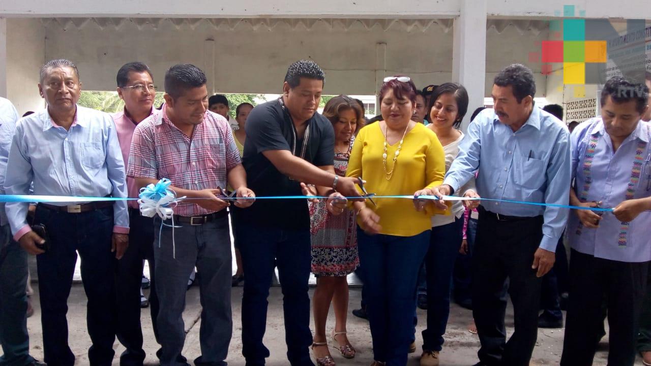 Inauguran domo de escuela bilingüe en Poblado Tres
