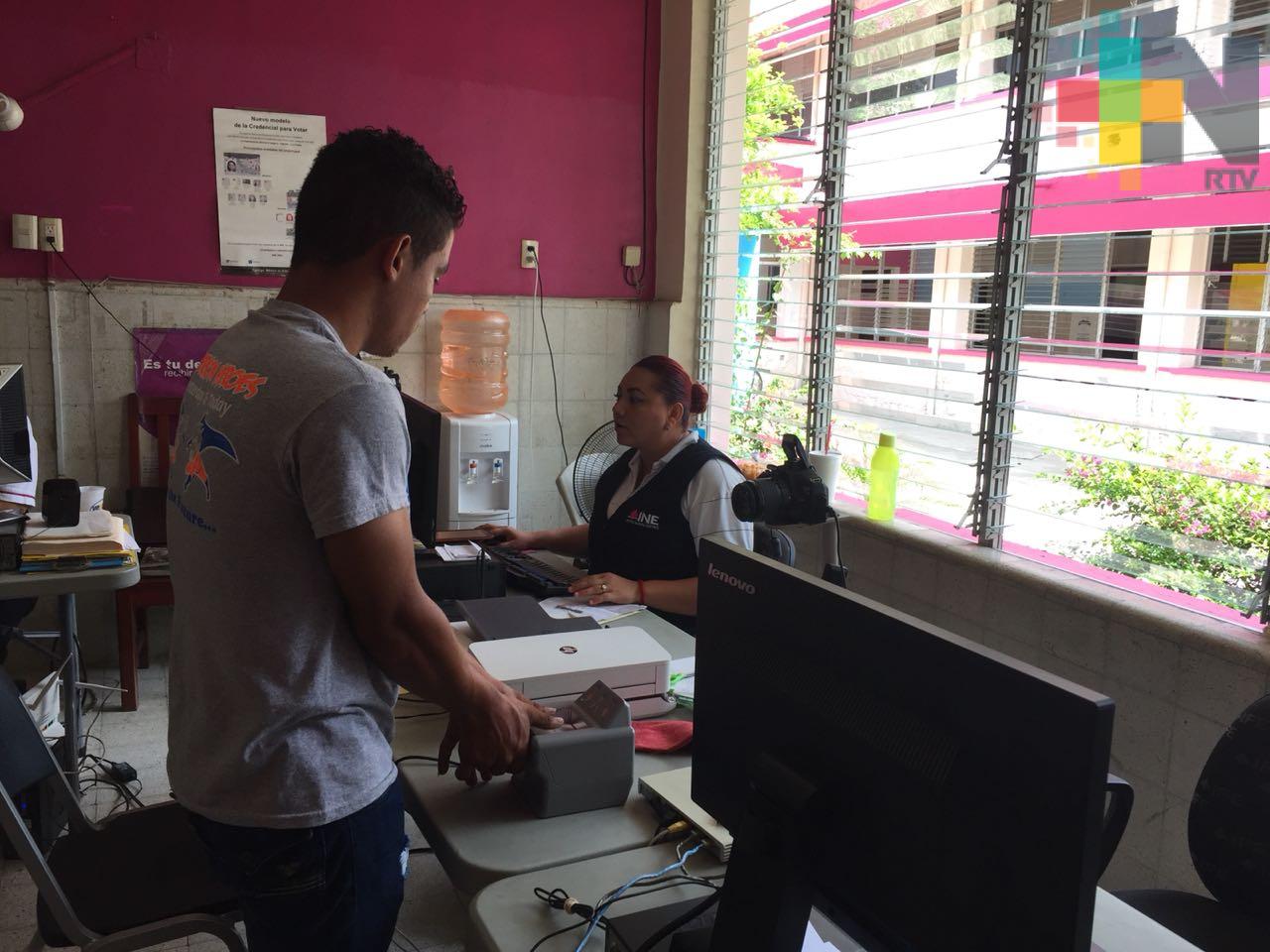 INE reanuda actividades para tramitar o modificar credencial de elector en Tierra Blanca