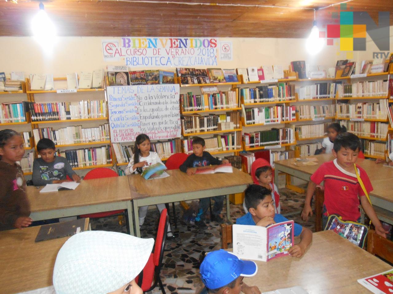 Inicia curso de verano para niños y adolescentes en la biblioteca pública de Huayacocotla