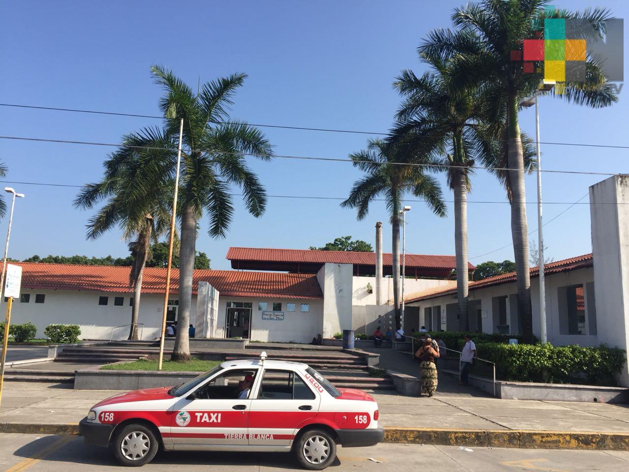 Toman muestras de ADN a familiares de desaparecidos, en Tierra Blanca