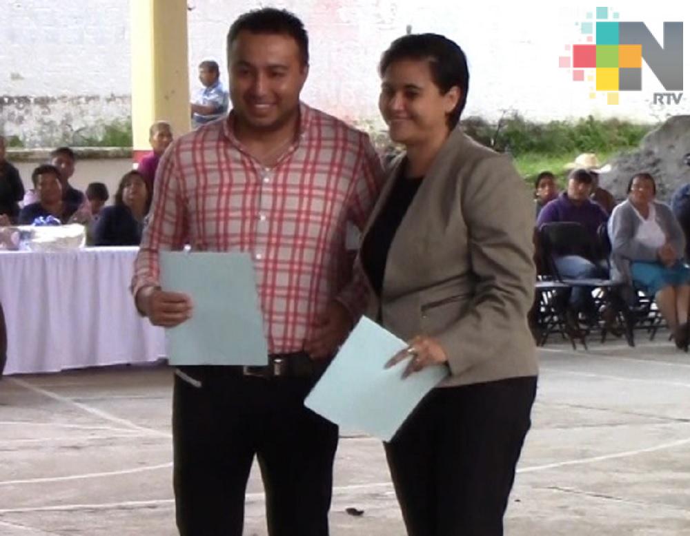 Maestros de la sierra de Huayacocotla aprueban examen de certificación nacional