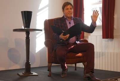 Mario Iván Martínez y Karina Gidi recrearán vida de Van Gogh