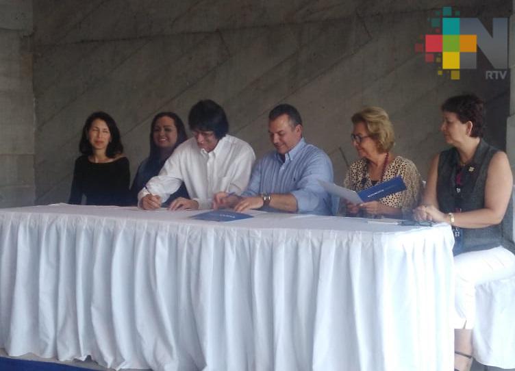 Firman convenio en Boca del Río para profesionalizar el programa Orquestando Armonía