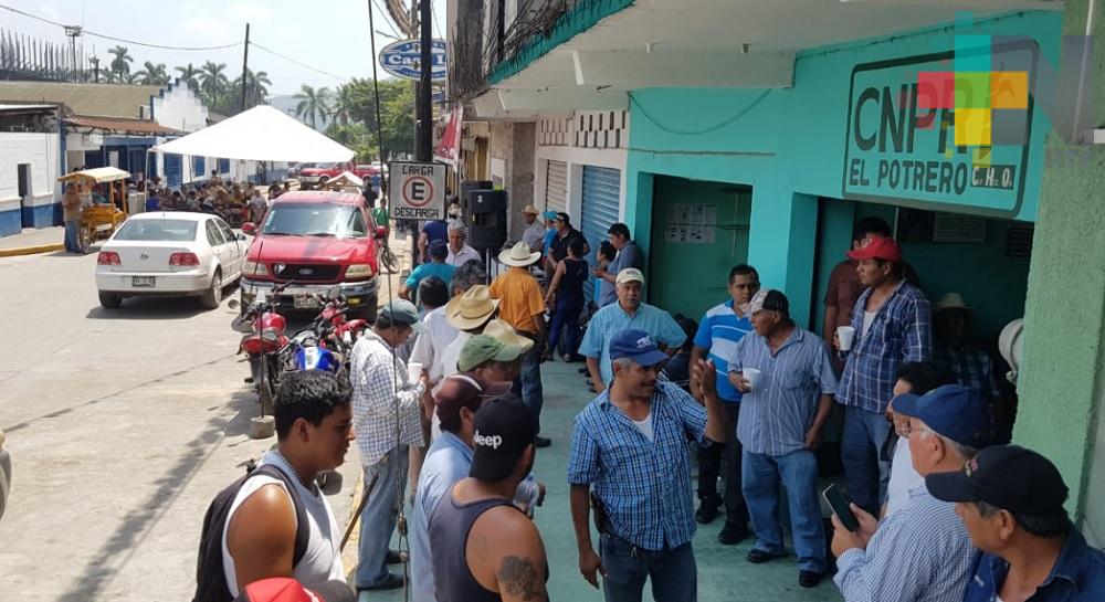 Continúa paro de cañeros en ingenio El Potrero; les adeudan alrededor de 400 mdp