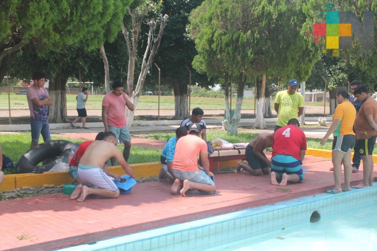 PC de Cosamaloapan se capacita en rescate acuático y primeros auxilios