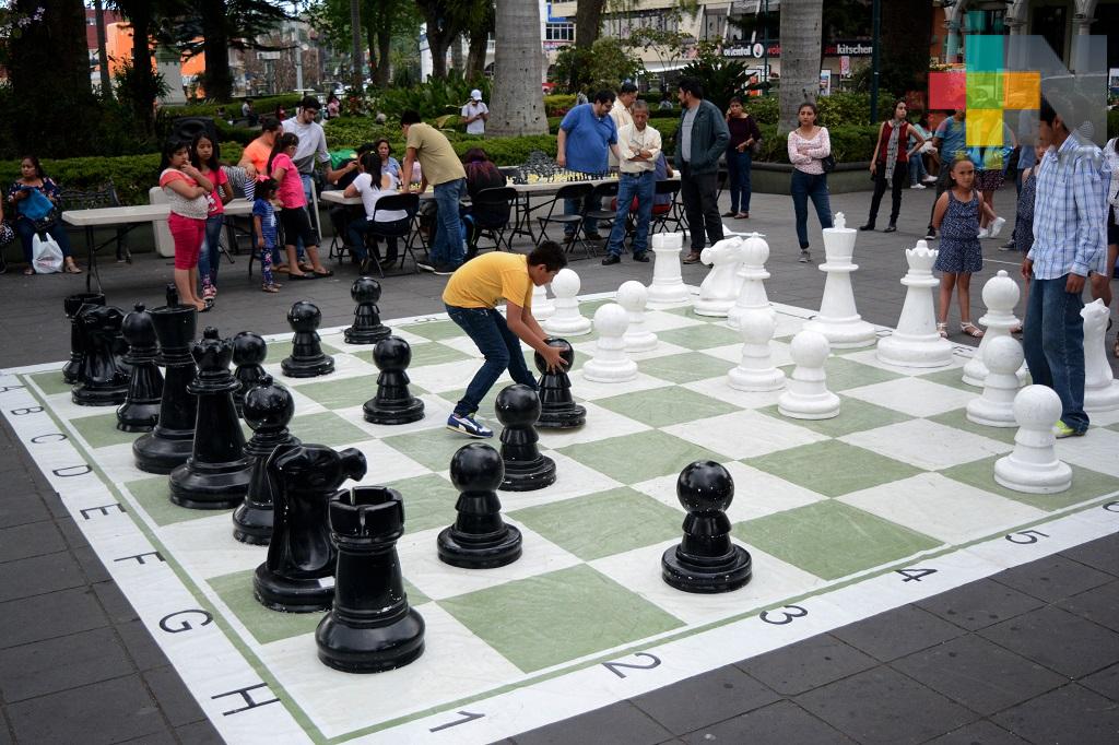 Talleres, música y diversión en la Vía Recreativa