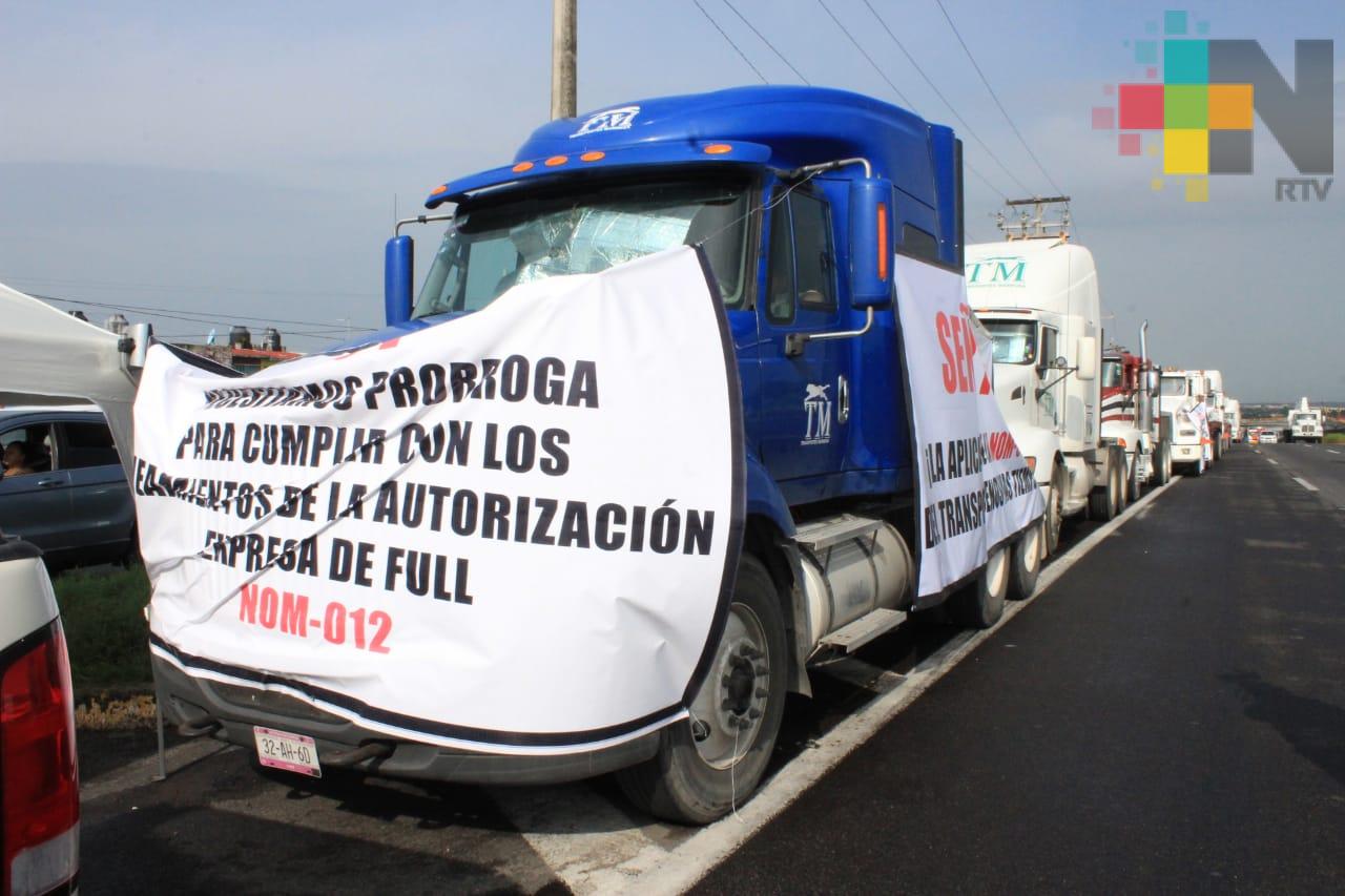 Transportistas de Veracruz-Boca del Río piden prórroga para aplicar la NOM-012