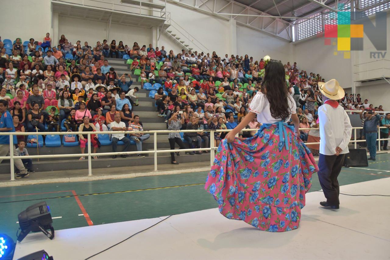 Padres de familia piden continuidad de programas de educación cultural en zona rural de Córdoba