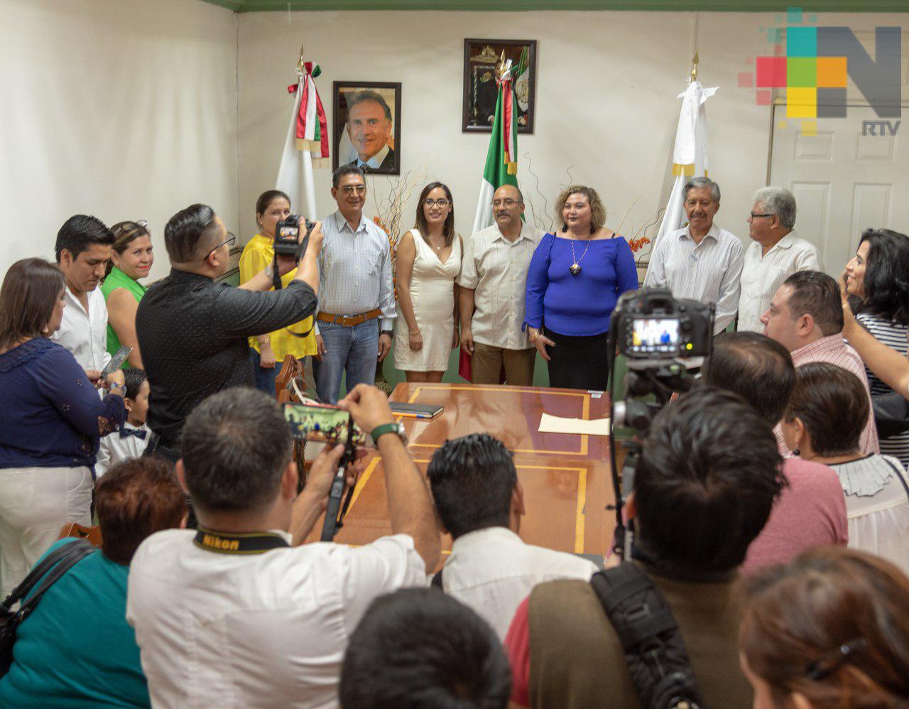 Cabildo de Emiliano Zapata toma protesta en jornada electoral