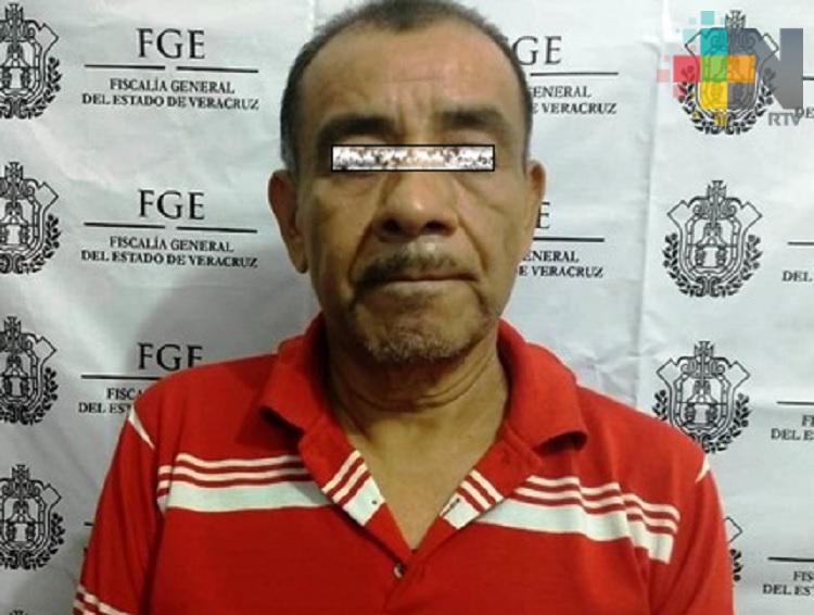Detiene Policía Ministerial a presunto defraudador, en Las Choapas