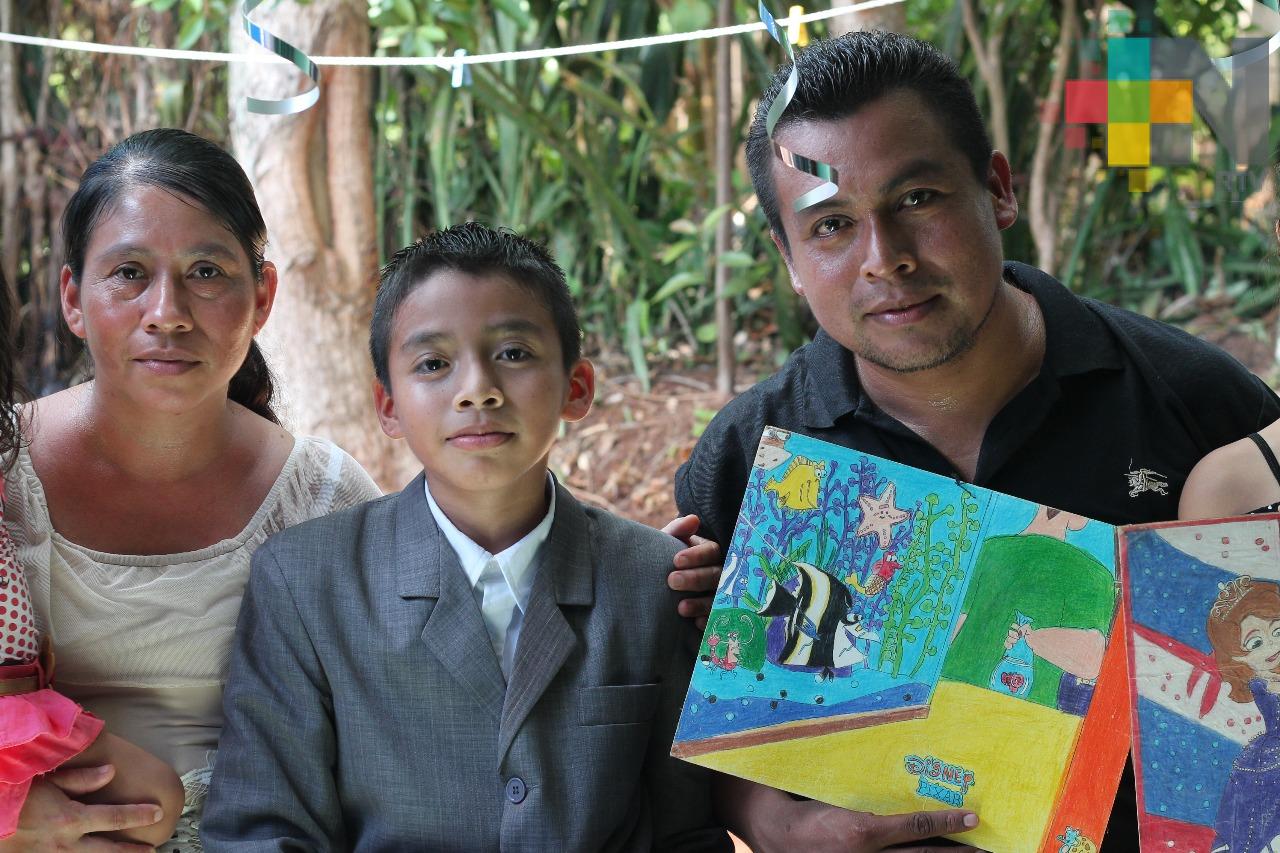 Reciben a Christian Henry Feliciano Dionicio como campeón en Pajapan