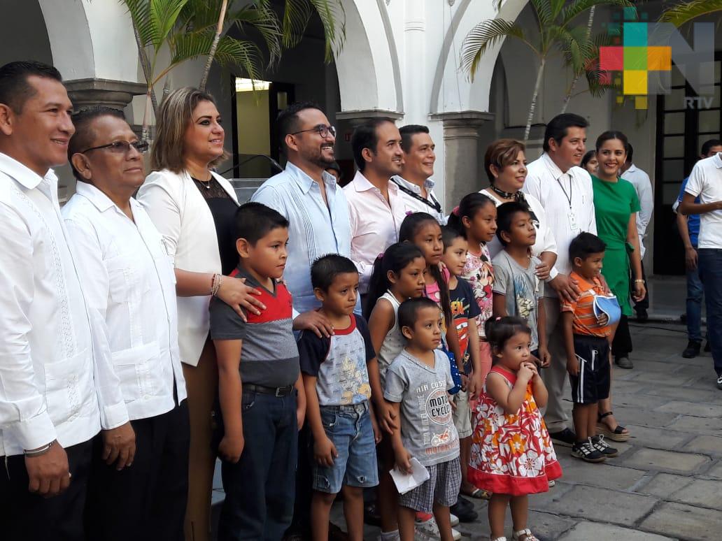 Anuncian 10 mil becas para niños y jóvenes en el municipio de Veracruz