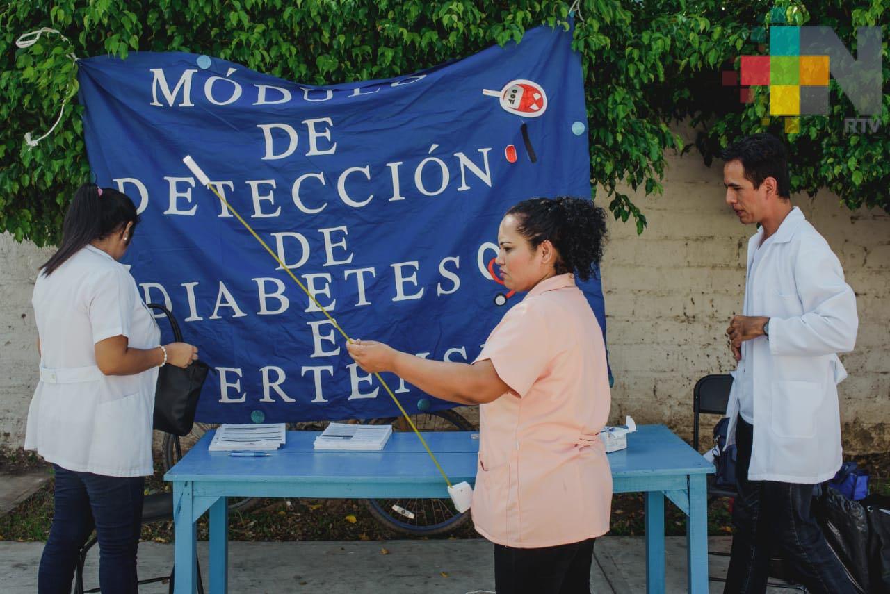 Segunda Feria de Salud se instala en el municipio de Cosamaloapan