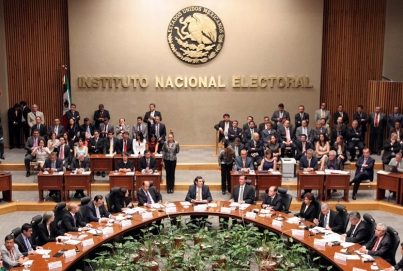 INE instala sesión permanente para iniciar conteo oficial de votos