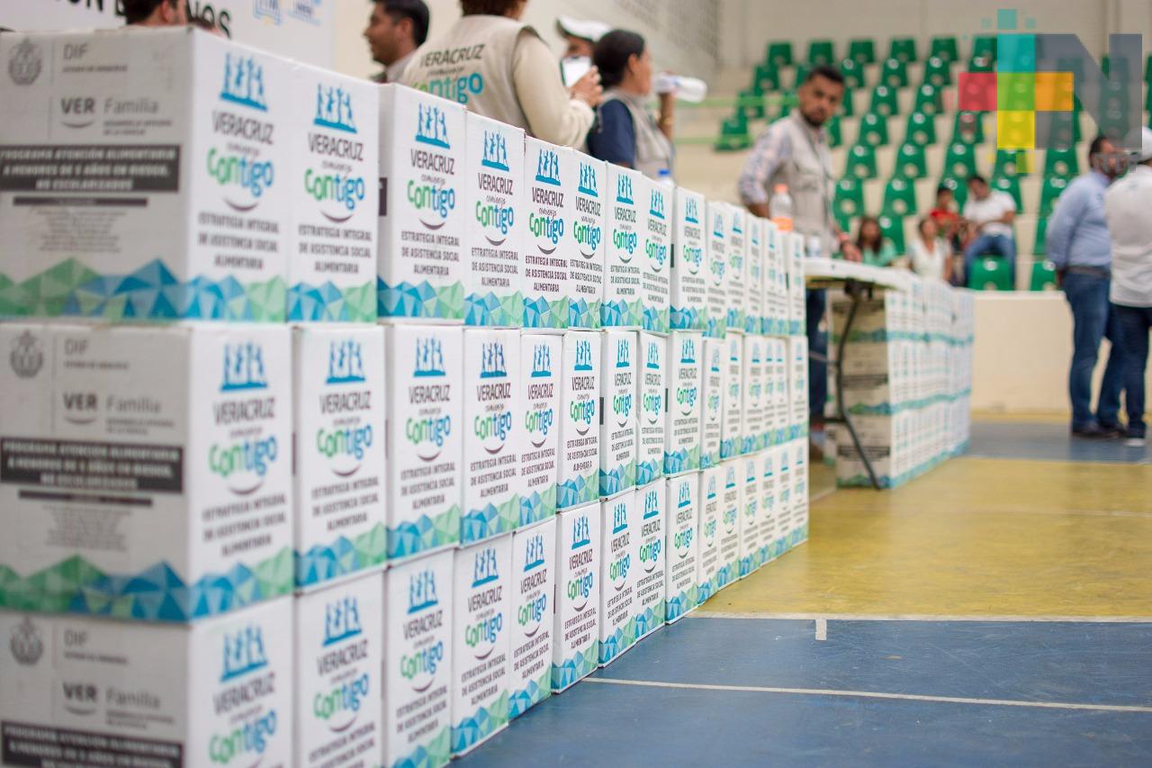 Entregan en Fortín apoyos alimentarios para niños menores de cinco años