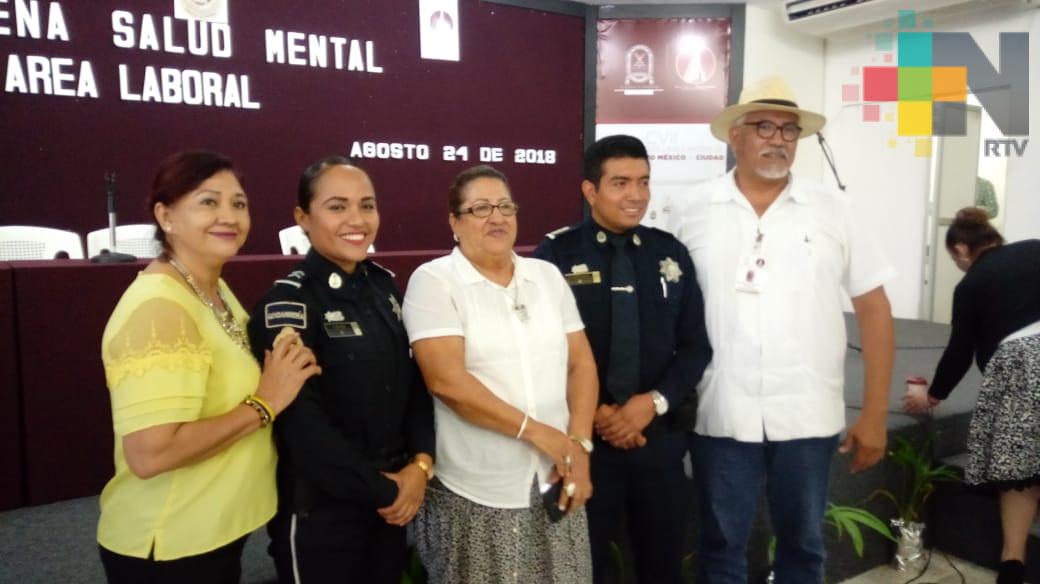 Imparten taller sobre salud mental al personal del ayuntamiento de Coatzacoalcos
