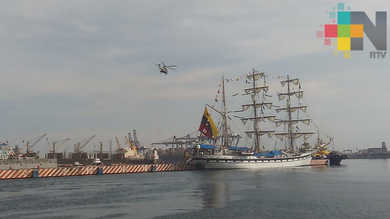 Este viernes desfilarán carros alegóricos; participarán tripulantes de buques escuelas